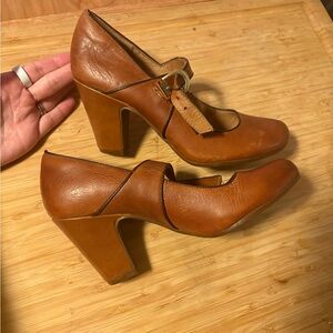 Sofft “Miranda” Tan Leather Heels